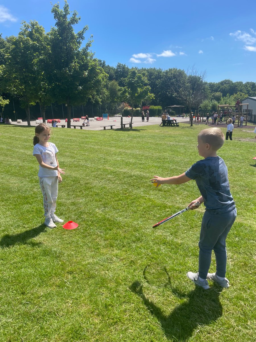 PlaySportsLtd's tweet photo. The children @penygarnschool really embraced #Wimbeldon2022 by playing on a 'grass surface' to really get into the spiritπ. More importantly it's great to see everyone working hard and having fun! Brilliant stuff ππΎ #LookOutForMore pics next week from our other schools π https://t.co/LxUWopGcAC