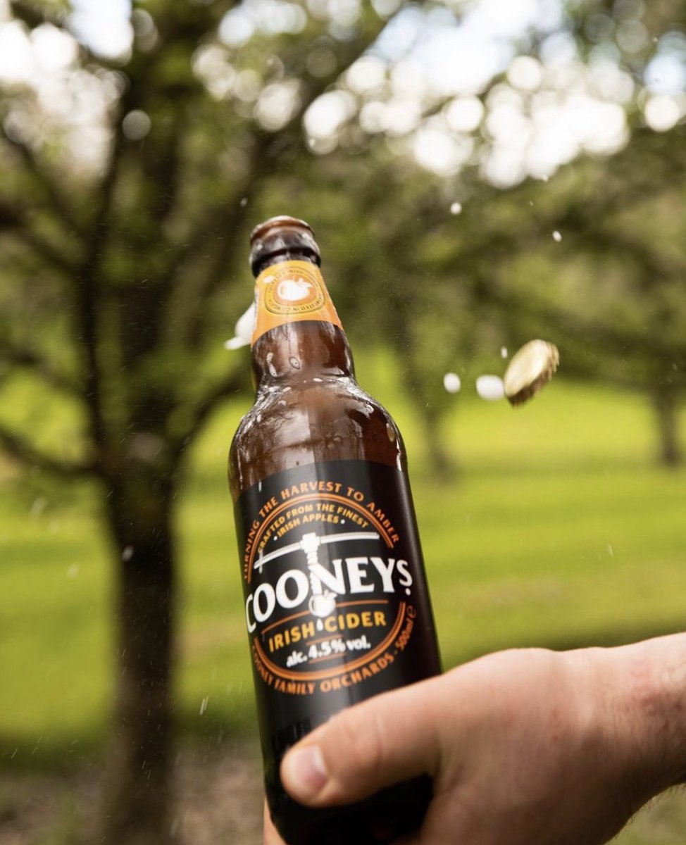 Is there anything better than an ice cold cider in the sunshine? 

#drinkresponsibly