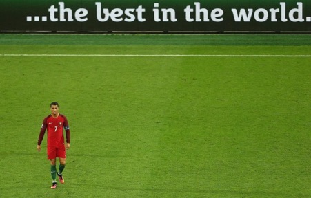 IconicCR7_'s tweet image. The Best in the world.🐐