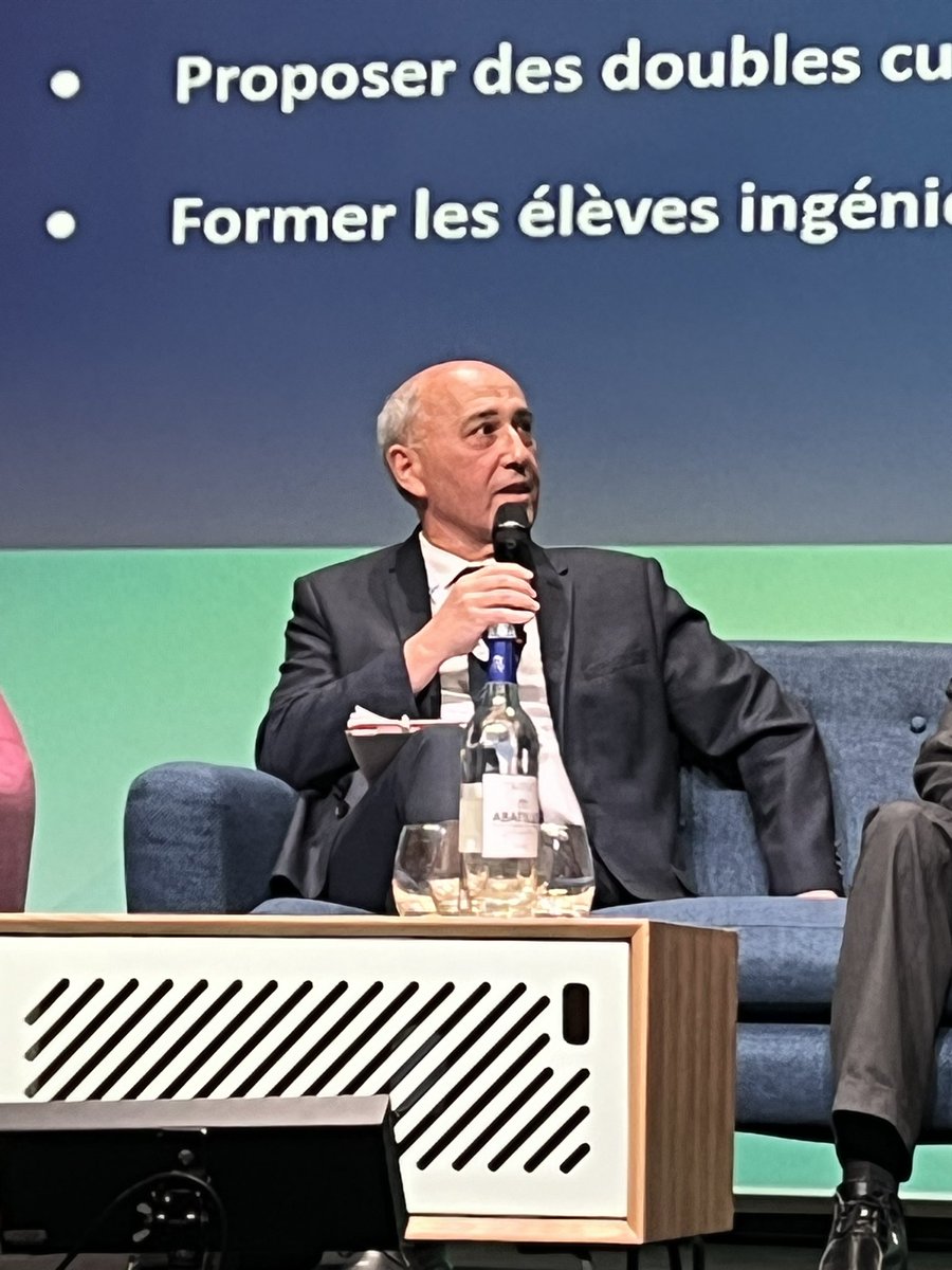 Way4Space's tweet image. Aux @AssisesNEWSPACE les recommandations du défi L’intelligence débattues par @aeris_news @ISAE_officiel @onera_fr @Ecoledelair

1️⃣Former une nouvelle génération d’ingénieurs
2️⃣Donner une impulsion nouvelle aux CSU
3️⃣Mettre l’expertise des chercheurs à disposition des #spacetech