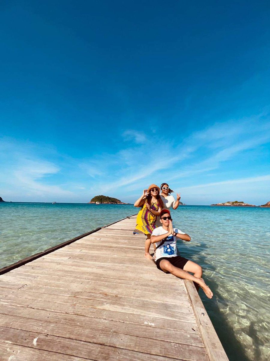 TravelJimat's tweet photo. Sapa yang tengah plan nak pergi pulau Rendang boleh follow itinerary ni:

Perjalanan kami bertiga bermula pda 27hb June 10mlm dari Batu Pahat,Johor tiba di Kuala Terengganu lebih kurang jam 0430. https://t.co/rX5dJvedzf