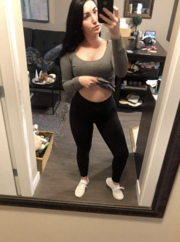 veronica2dezent's tweet photo. Würde jetzt So gern ein #userdate haben & dich Reiten 😍
https://t.co/fLcWkzocLT https://t.co/YMUAH3DkQ7