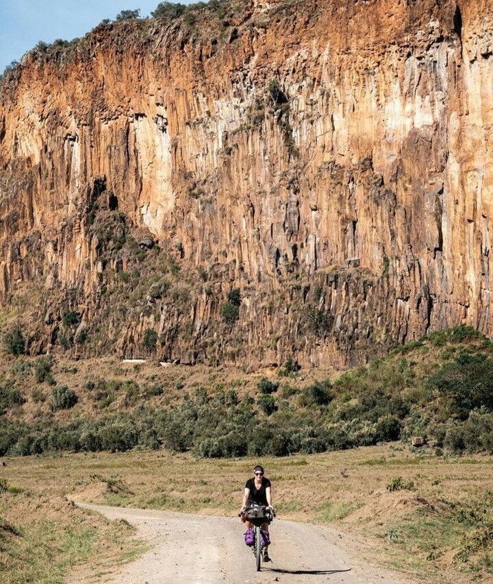 CycleTravelers's tweet photo. Life is a blank canvas, and you need to throw all the paint on it you can. ― Danny Kaye
 #bikepacking #biketour #biketouring #biketravel #cycletouring #bicycletouring #adventurecycling #touringbike #bikewander #worldbybike #adventurebybike #travelbybike… https://t.co/yL7fxYIGX7 https://t.co/XD5VX8CMbH