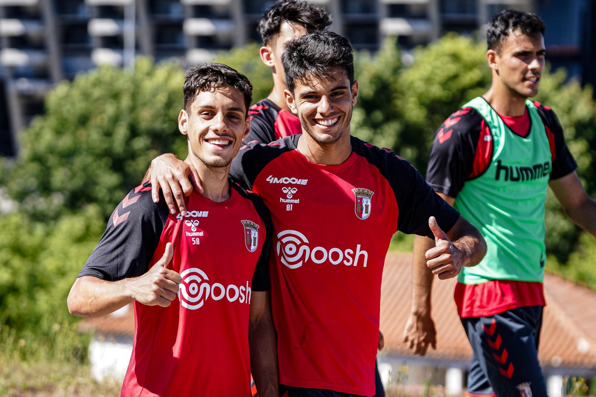 scbragaformacao's tweet photo. Trabalho 🤝 Boa disposição

Assim prossegue a pré-época da Equipa B

#PorMaisFuturo #PuroFutebol https://t.co/7rujVdp1mS