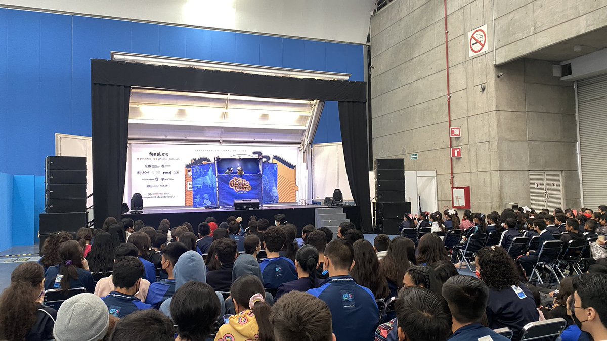 FenalMX's tweet image. Los Go Go Teens inician las actividades de este último día de #MiFenal.