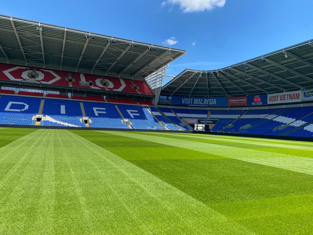 Liam James tweet media