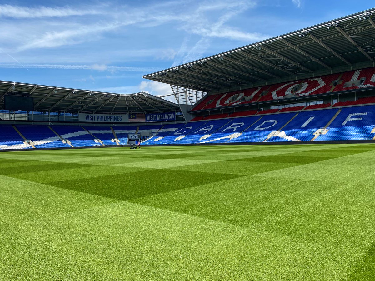 Liam James tweet media