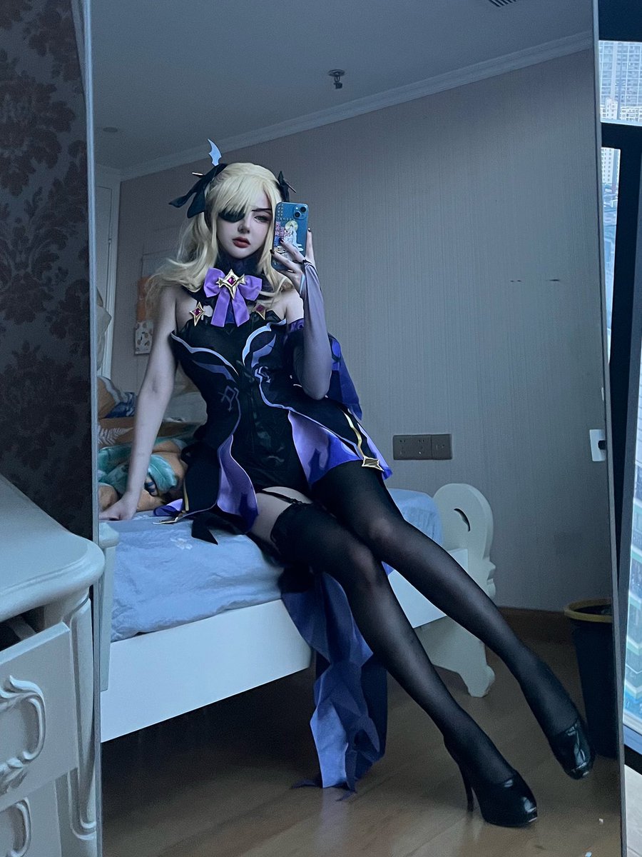 #原神 #cosplay #菲谢尔
试个衣服 https://t.co/sqUiCp58He