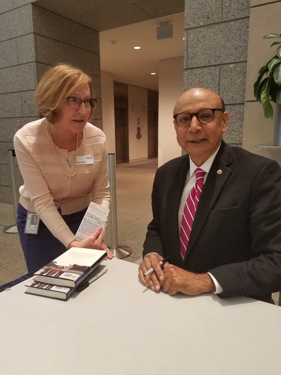 LibraryofVA's tweet photo. Virginian Khizr M. Khan was awarded the #PresidentialMedalofFreedom yesterday at The White House 🏅 Mr. Khan gave an author's talk at the Library in 2019. Congratulations, @KMKhan_Law !

#vaauthors #books #goldstarfamilies #authors https://t.co/GRbz5P6slN