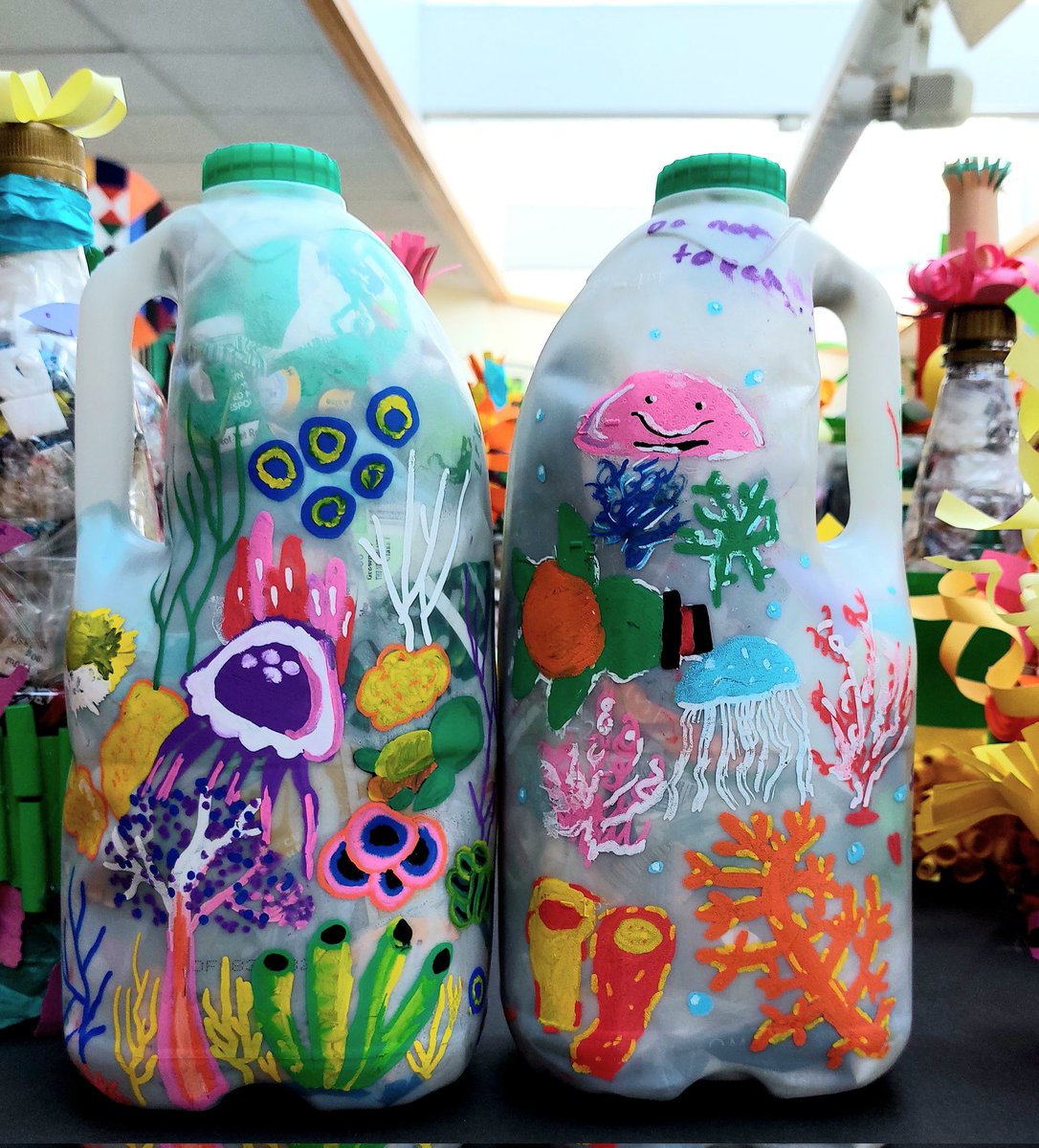 ArtsNHS's tweet photo. Year 8 have worked tirelessly this week on our growing ocean plastics reef, ready for our ceramics installation. The students have used lessons along with art club most lunchtimes. Excellent creativity and determination 👏 @ArtsNHS @NorthamptonHigh @GDST 
#wecancreate https://t.co/LfIEm6HuCh