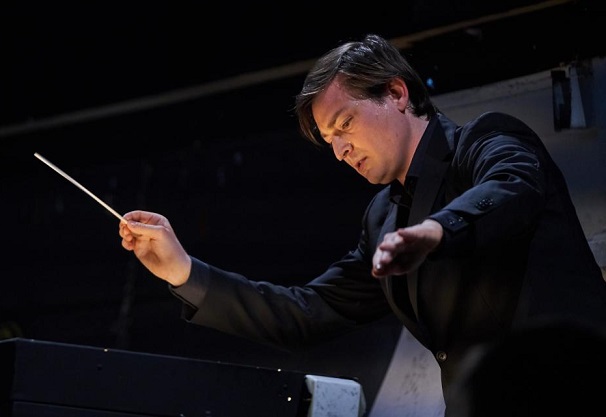 anaclasemusique's tweet photo. #Ircam Festival #ManiFeste Sebastian #Hilli Elena #Rykova Kaija #Saariaho et Øyvind #Torvund par #IEMA et Alexander #SinanBinder – Gilles #Charlassier signe le dernier épisode de notre feuilleton https://t.co/X9paVxszPM https://t.co/ZK5lLyiF1i