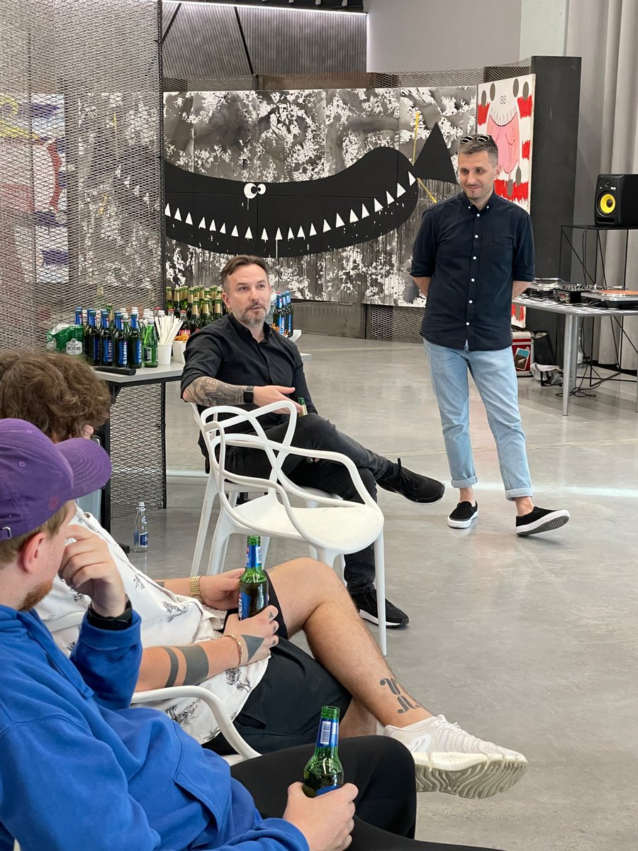 rariteio's tweet photo. Just before the opening of our #IRL exhibition at URBAN ART AREA we met with well-known street artists and discuss not only about #RARITE artworks, but also about the potential of blockchain technology and #CleanNFT in general!
#Tezos #NFTCommunity https://t.co/jMItqrj9ck