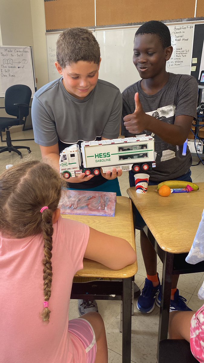 Taunia Mathias tweet media