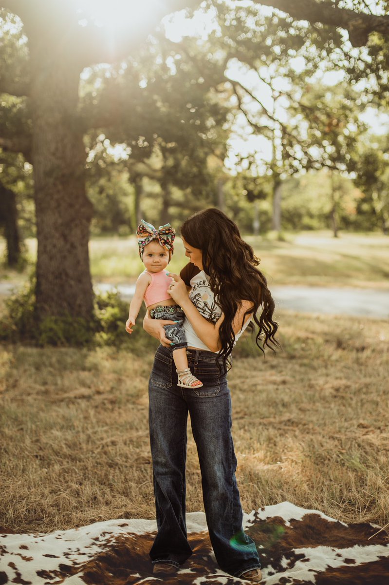 SwaringenEcho's tweet photo. I can’t believe this sweet girl is about to turn ONE. 🫶🏼 
https://t.co/sGRg00ua6m https://t.co/mY938xZuIP