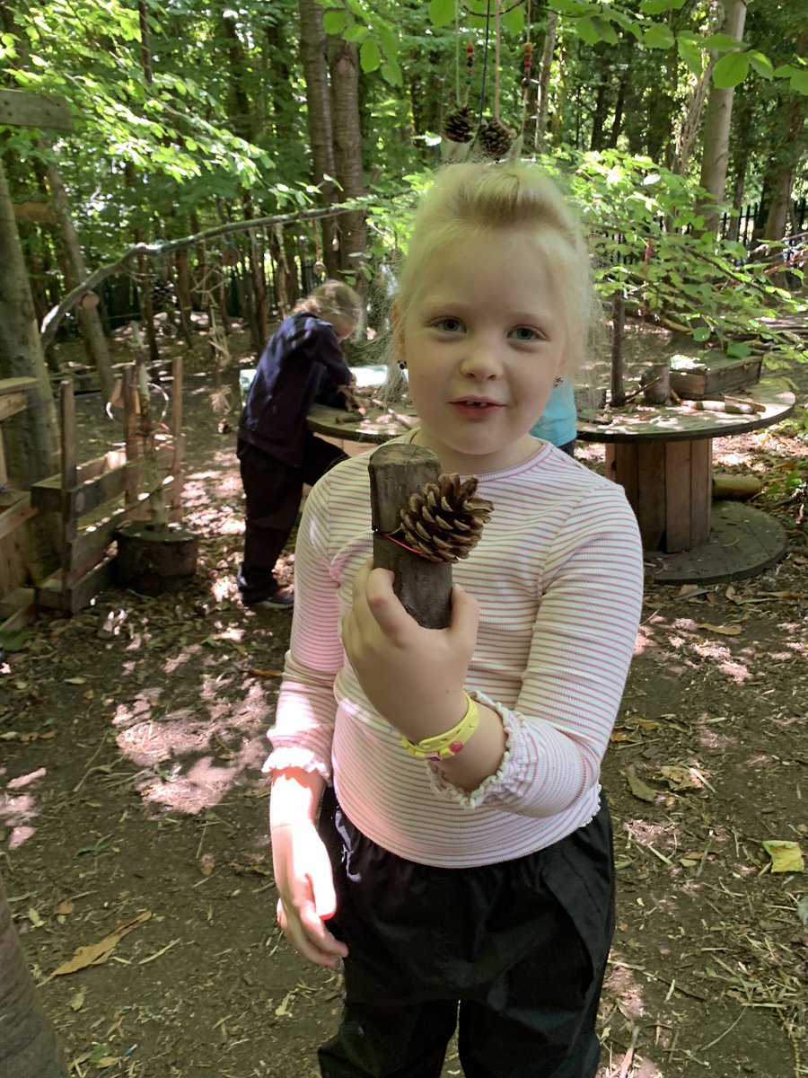 DanesfieldFS's tweet photo. Y2 were on π₯ in the cool of our lovely forest school π Lots of awesome creations in the tool area and a mega den to wrap up this years FS π³π#shadytrees #frifun @DanesfieldY2 @DanesfieldSchl https://t.co/MR6UsBFWwi
