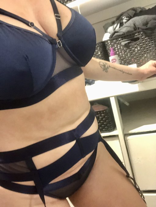 Am I a milf? Or too old? https://t.co/yoGWikveZr<a href="/tag/sexy"class="tags"><span>#sexy</span></a><a href="/tag/sex"class="tags"><span>#sex</span></a><a href="/tag/onlyfans"class="tags"><span>#onlyfans</span></a><a href="/tag/onlyfansgirl"class="tags"><span>#onlyfansgirl</span></a>