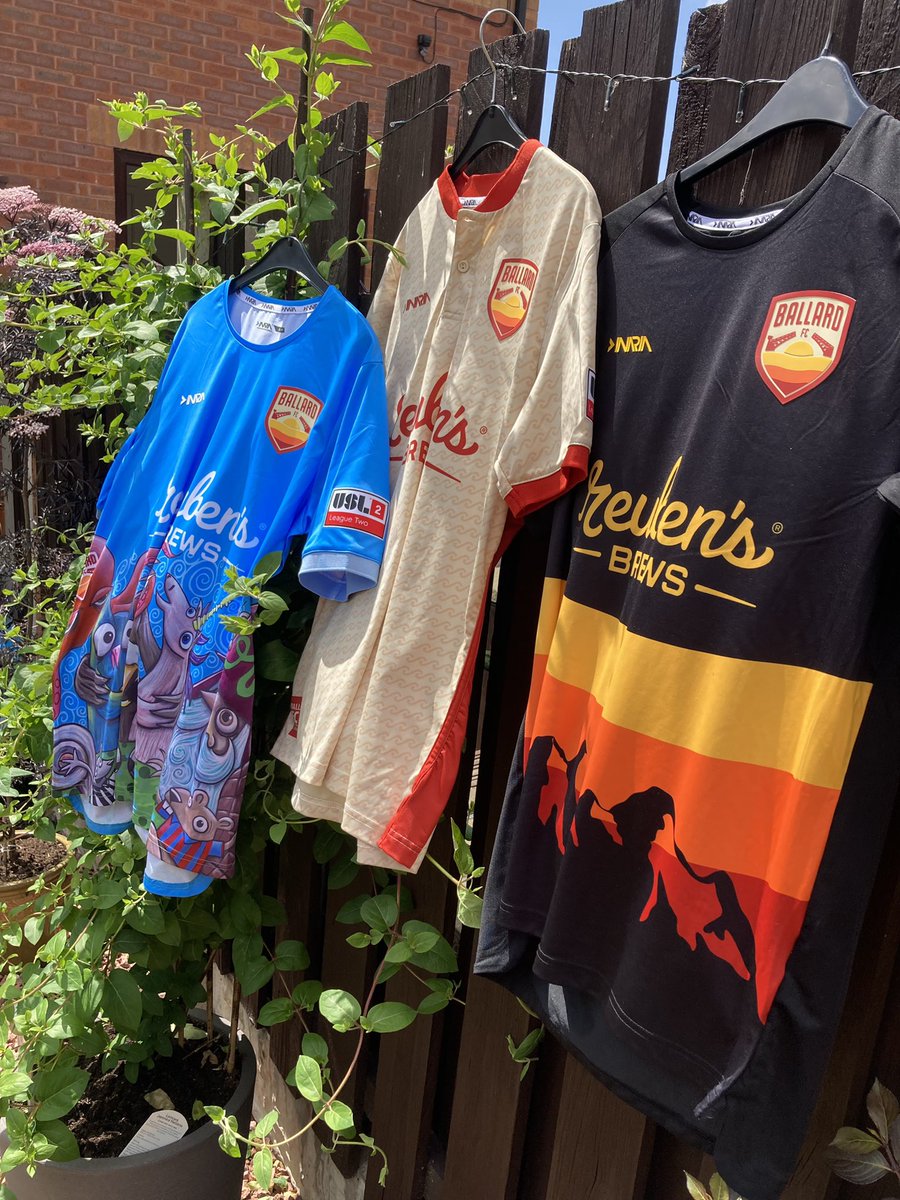 Gooseowl18's tweet photo. Not a problem my friend. Love everything the club is doing. The club is great, you guys are great and the kits are splendid. Keep up the good work my Friends @GoBallardFC
#ukfanclub #ballardsNo1fan 😜 https://t.co/jNdKk42GJn