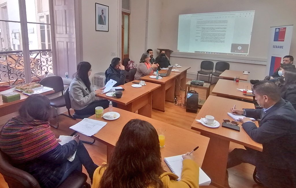 🔴Nos reunimos mensualmente con los programas de medidas y sanciones en medio libre (organismos colaboradores acreditados) y centros de justicia juvenil, para revisar contenidos técnicos que contribuyan a mejorar las intervenciones con adolescentes en conflicto con la justicia.