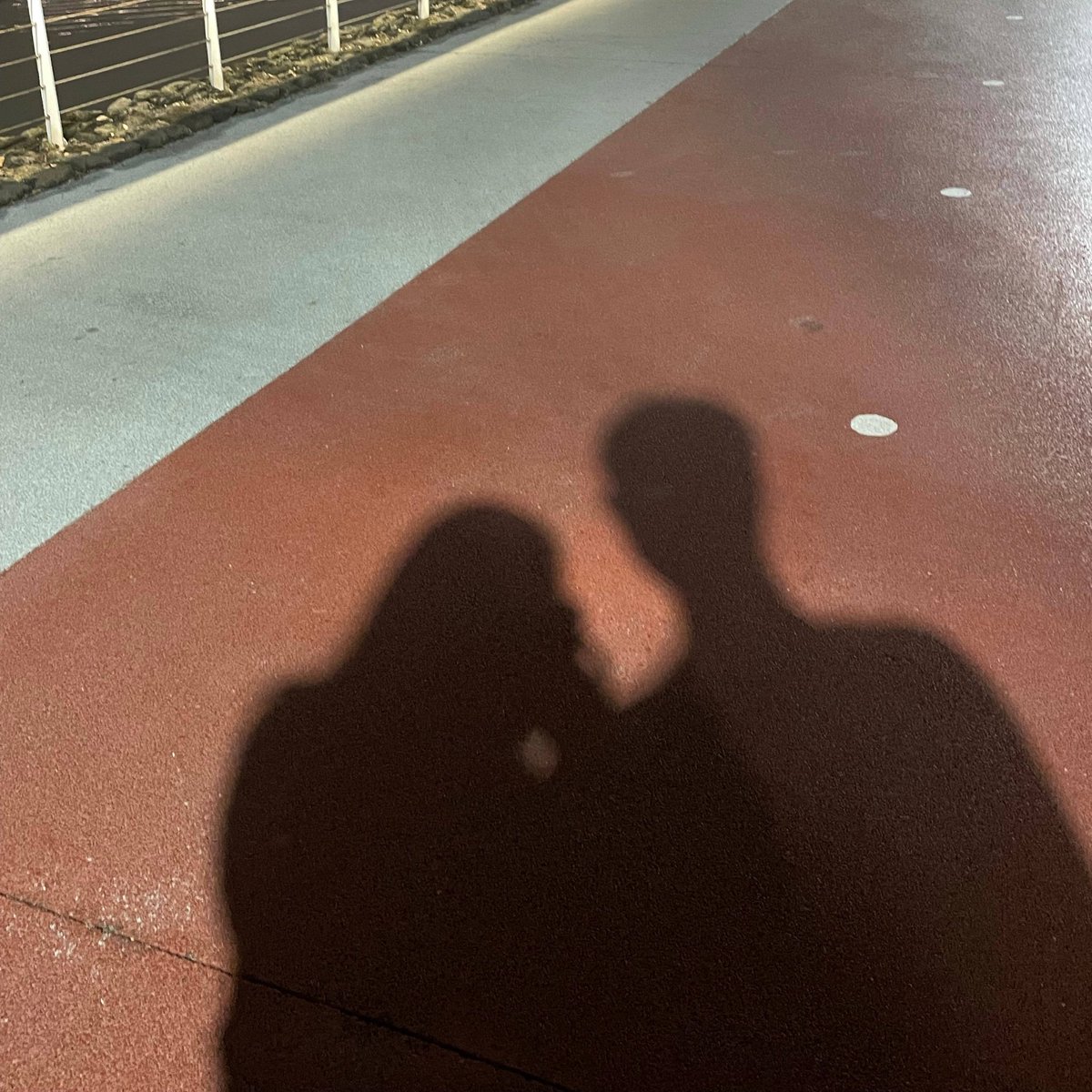 ursoftkitty's tweet photo. 缓了一整天👀 https://t.co/WlI2YVdOT1