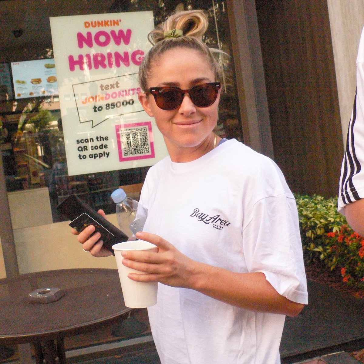 Soaking up the sun in Orlando ☀️

#HoldItDown