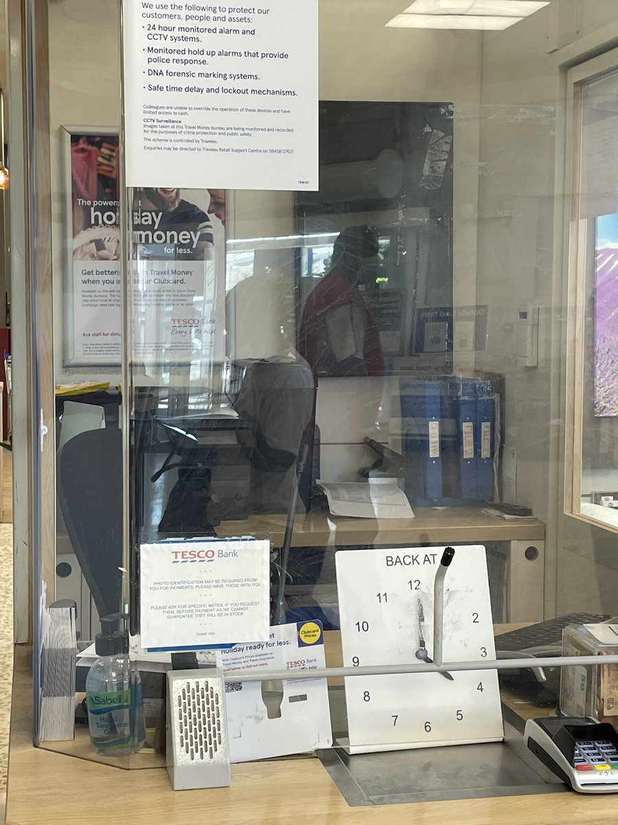 sacha_mbe's tweet photo. @Tesco I’m told to collect my currency anytime from 3pm. Get to your ponders end branch at 3.05pm and they have gone to lunch! Not back till 4pm, fuming &amp; then told by manager it’s not run by Tesco just branded like you. So who am I getting my money from? #crapcustomerservice https://t.co/MqnI8tYmsl