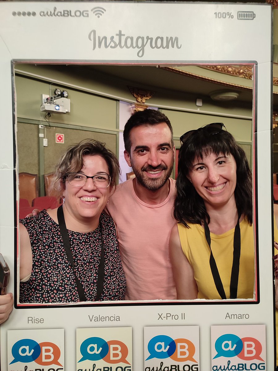 Vuelve #Aulablog22  con la mejor compañía <a href="/anapitarch/">Ana Pitarch Badal</a> <a href="/maniaTIC_toc/">maniaTIC</a>