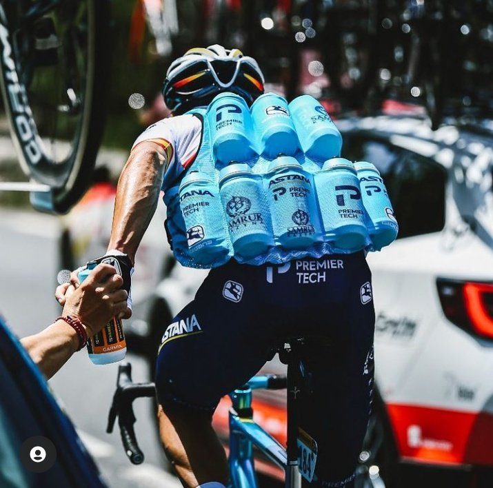 chiodi17's tweet photo. El ciclismo que no se ve 😎 #TDF22 https://t.co/Pah1mQqgNx