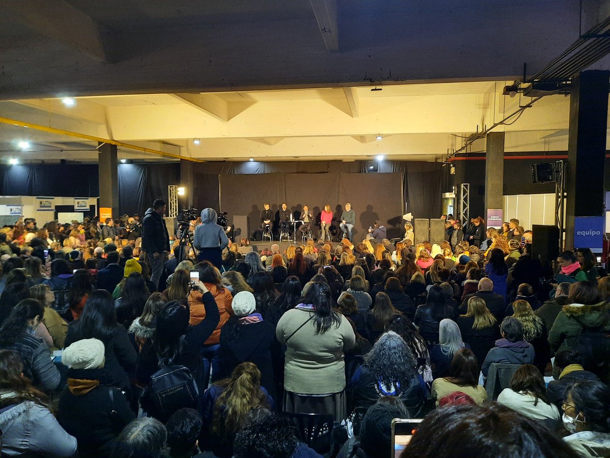 CTA_MHI's tweet photo. #Ahora #NosotrasProducimos expocongreso en San Martin, el gobernador @Kicillofok también lo dijo #LibertadAMilagroSala con la presencia de miles de mujeres en la inauguración . @ctabsas @ElArgentinoOk @PanteraLF https://t.co/LurJHVpu0T