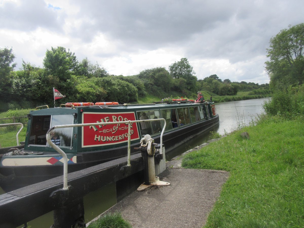 The Rose of Hungerford tweet media