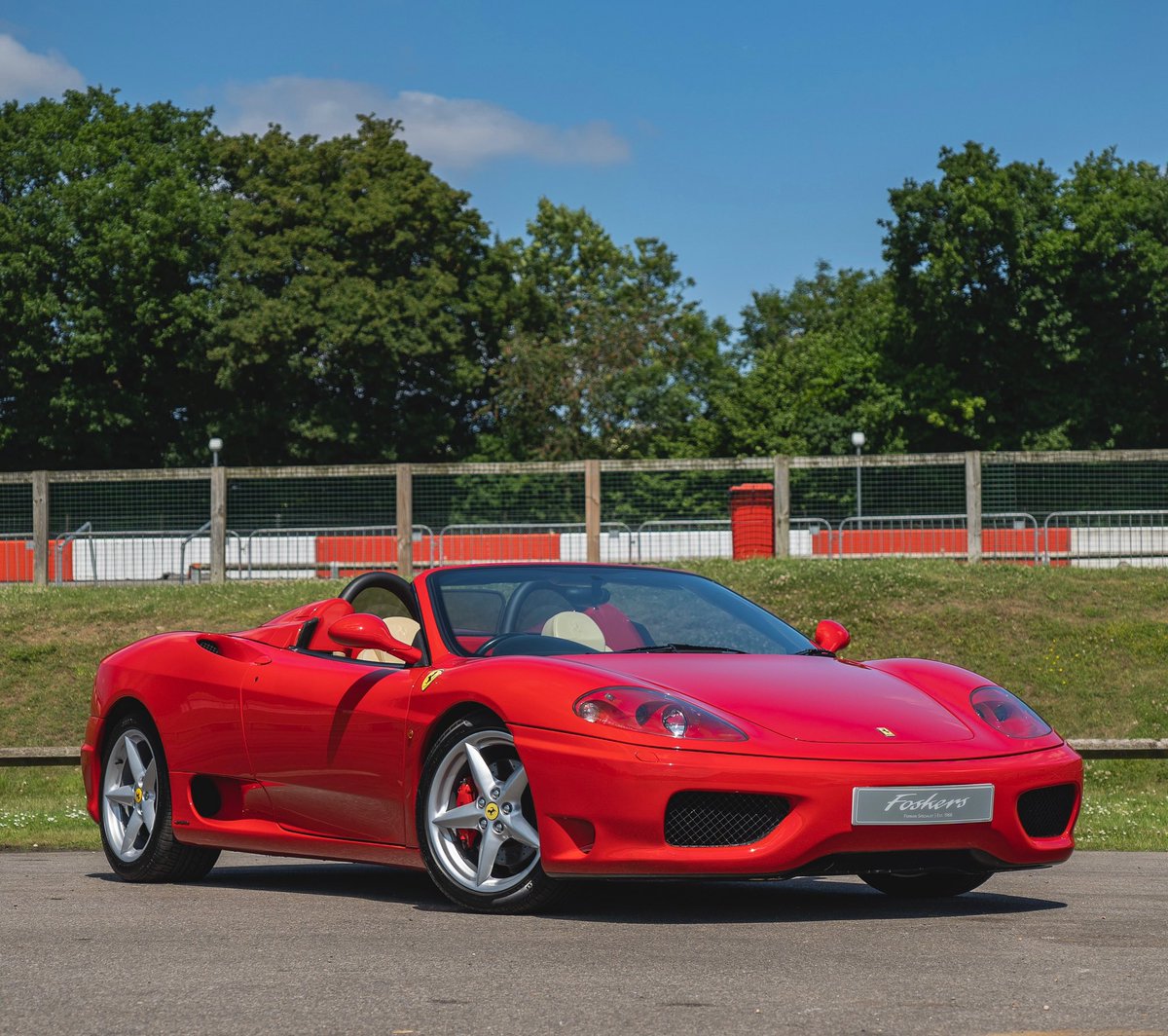 SOLD and what a weekend to take delivery!☀️

Our manual 360 Spider is leaving us tomorrow and heading to its new home in Bristol 

Similar examples required

T | +44 1474 874555
E | sales@foskers.com

#Ferrari #360spider #ferrari360 #manual