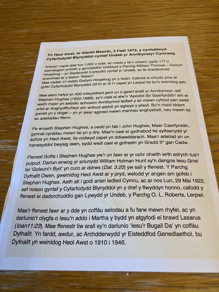 THJ1961's tweet photo. Oedfa o Fawl @AnnibynwyrCymru #HeolAwst. Cydnabyddir Stephen Hughes, Apostol Sir Gâr fel sylfaenydd yr eglwys, fel fy mam eglwys, Tabernacl, Pencader. Dadorchuddiwyd ffenestr goffa i’r Apostol #HeolAwst yn 1922 gan O.L.Roberts cyn-weinidog @MinnyStreet lle rwy’n addoli bellach. https://t.co/VDGMO2KDPL