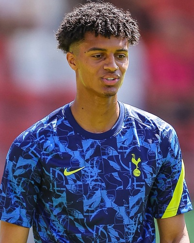 Lilywhite_Rose's tweet photo. With the talk of potential departures for Tanganga and Winks. One way #thfc could boost their Homegrown AND club trained numbers could be the inclusion in the PL and CL squads of 21-year-old CDM, Brooklyn Lyons-Foster. Turns 22 on 1 December. https://t.co/RVowbCpmFI