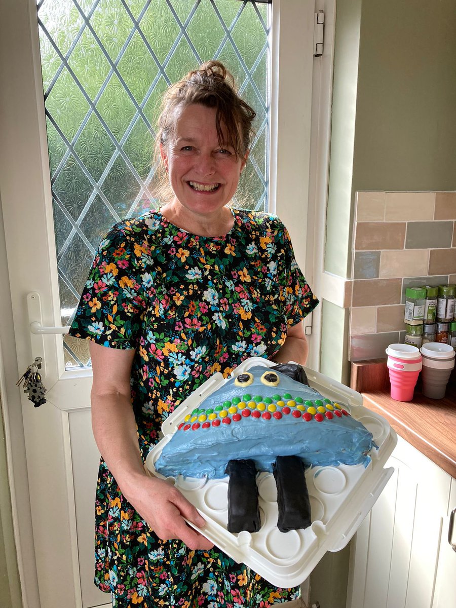 Deedef68's tweet photo. Arrived home after my viva to find Zeggy in cake form! - huge thanks to my wonderful girls @BrydenFields @Leona__Fields @kelsey__fields xx https://t.co/33jsvRZ4U6