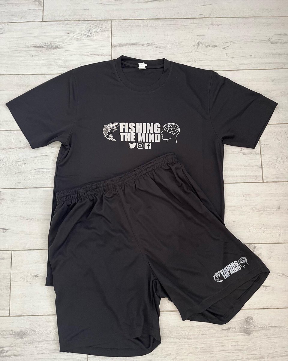 fishingthemind's tweet photo. Fishingthemind matching shorts and T-shirts combo 🔥🔥🔥🔥 👌🏼 cool material quick drying , for the summer 🎣 in black or grey #shorts #tshirt #fishing #coolmaterial both with reflective logos on both tops and shorts https://t.co/ia3Ic8eRM1