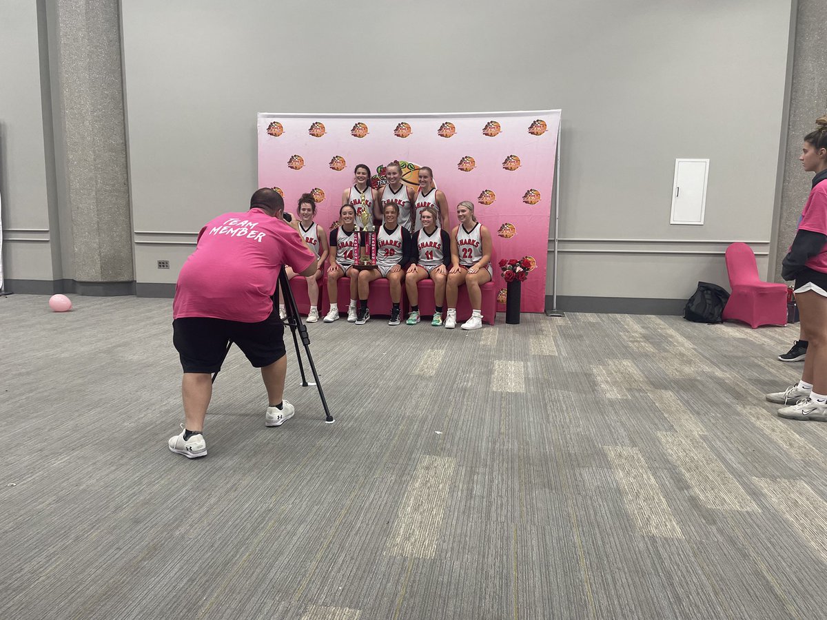 Wouldn’t have wanted to end my last Run 4 Roses any other way!! #Run4Roses @2023Indiana