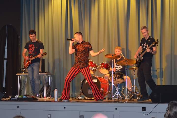 The Red Pills...my closest friend is the drummer...best song..."Tory Poster Boy"...this one unlikely to be on BJ's wedding playlist. He should have no concerns...as they perform, he'll be in the bog romancing his next wife &amp; telling her , he is "World beating". Oh dear...Flush !