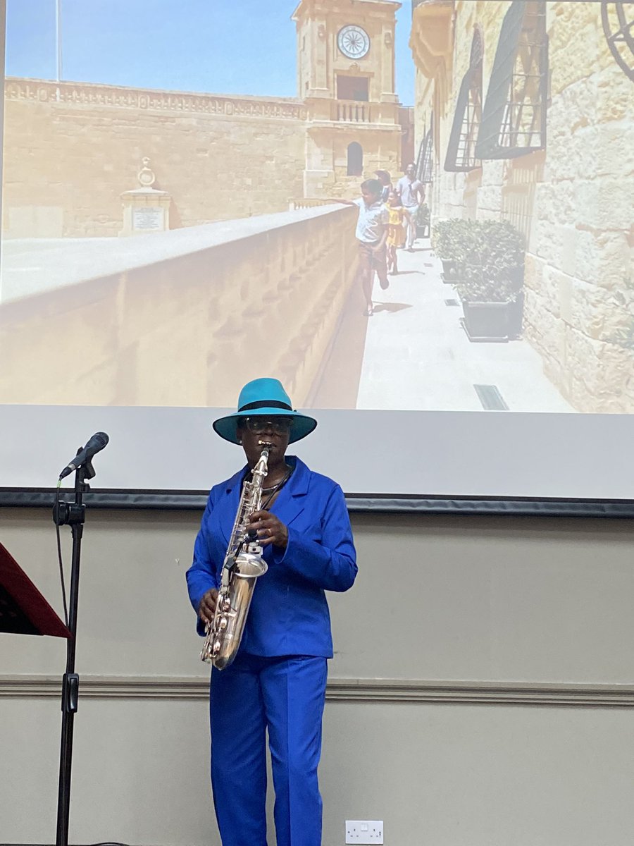 What a great evening at <a href="/RPWWorcester/">Royal Porcelain Works</a> for the <a href="/arrangeMYescape/">arrangeMYescape 01905 675015</a> celebration of their amazing and well deserved award! So great to catch up with the team and see everyone else who was there! ✈️