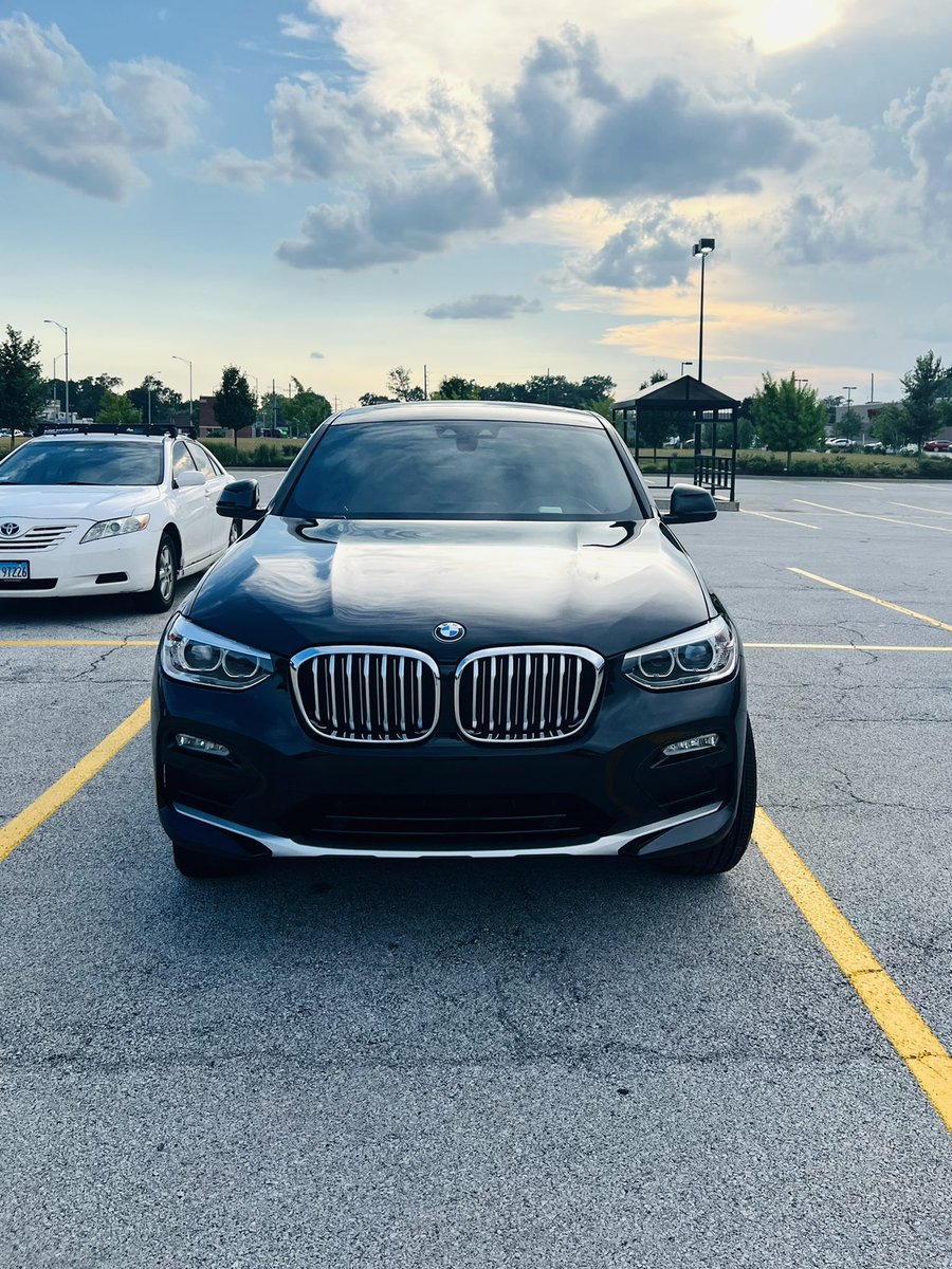 PrettyChiCHICK's tweet photo. @BMW Me and my daughter saying farewell to our old friend and welcoming our new BMW to the family 🤩 https://t.co/nqRWPq7pfa
