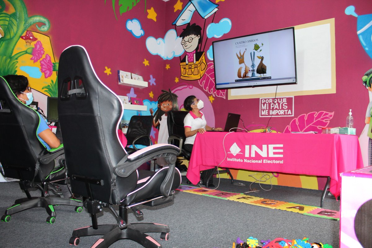 MartinFazMora's tweet photo. Plausible esfuerzo de la Junta Distrital 03 del @INE_Chiapas con la #Ludoteca que fomenta los valores democráticos mediante el juego, la lectura y la tecnología 👧🏾👦🏽🧒🏿 🎲🧩🪁  ▶️ https://t.co/OaEqaHKLMl #Distrito03Ocosingo #INE #Chiapas https://t.co/vYdiWjcwUk