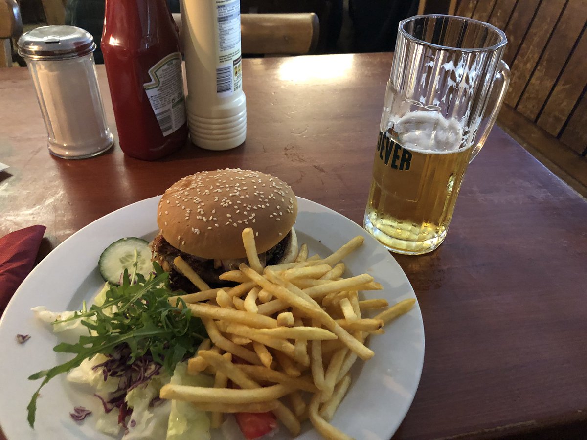 dick_liddle's tweet photo. When in Hamburg…. https://t.co/9hKvUtjAiY