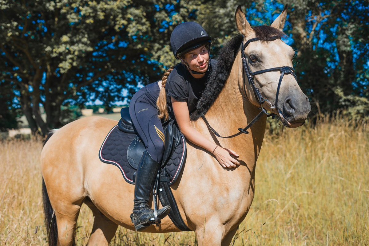 We’re super excited to be working with this incredible duo this coming Monday, to create some amazing content! Would you like to take part in some content creation with Vivendi Apparel? 

vivendiapparel.com #equestrianinfluencer #contentcreation