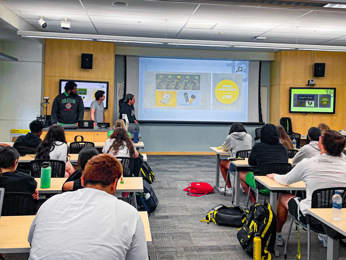 kmatthews's tweet photo. My Oregon Accelerator team bringing knowledge and inspiration to the freshmen student-athletes today. 

Learn more about the Accelerator: https://t.co/I53tqWzhF9 https://t.co/pKZ62z2Z9h