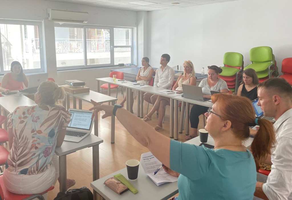 Partners of the Work for a cause, serve for sport @WorkServe (W4C-S4S) #ErasmusPlus project on #volunteering in #sport gathered for a meeting in Thessaloniki, Greece, developing the tools and finalising project implementation. 
eusa.eu/news?work-4-ca…