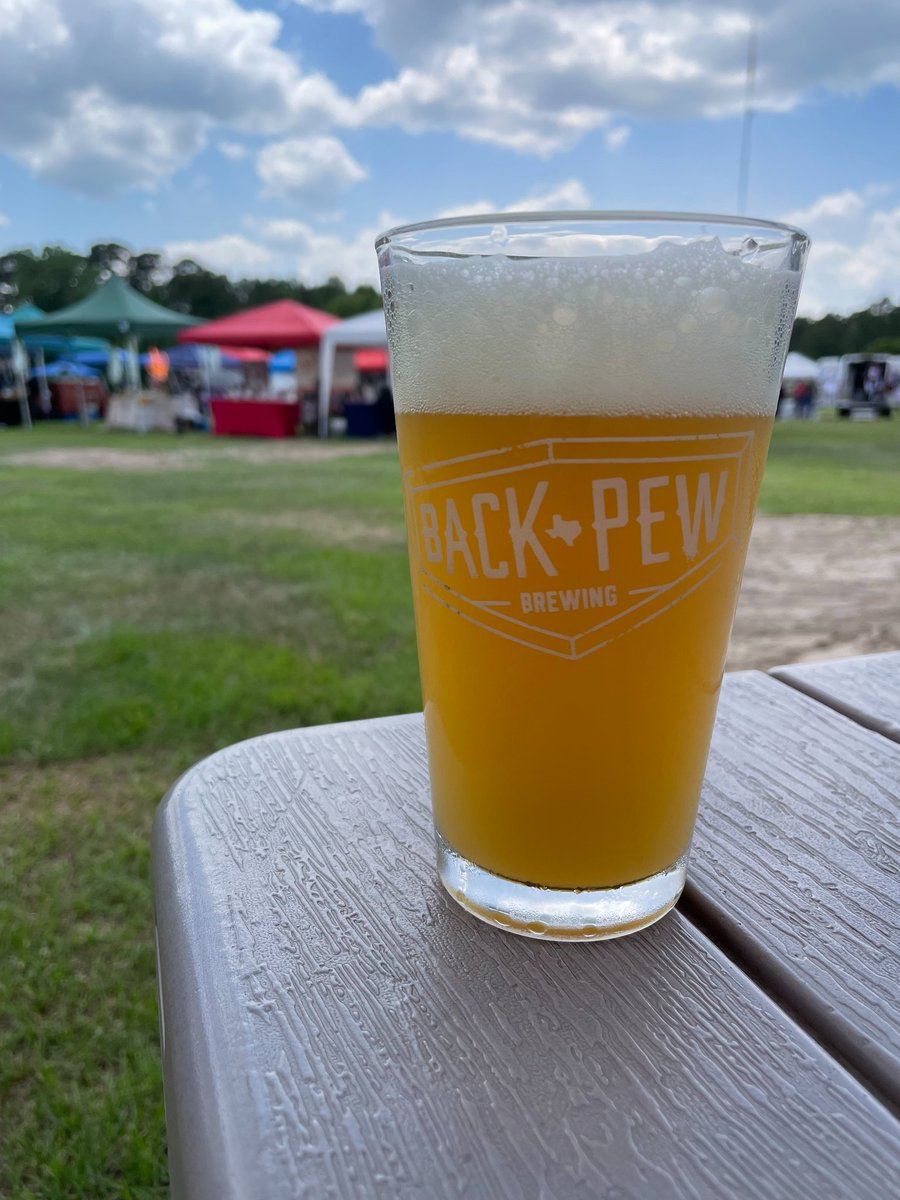 EMCIDTX's tweet photo. Enjoy Back Pew Brewing's King of the Helles, along with live music, food from Williams BBQ, and Back Pew Market today, July 9, from 1-6 p.m. Back Pew Brewing is located at 26452 Sorters McClellan Rd. in Porter. #FuninEMC #ShopEMC #BackPewBrewing #TexasCraftBeer #CraftBeer #Beer https://t.co/Ut3DT7rie5