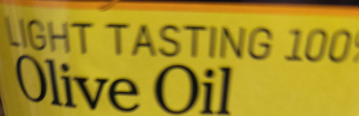 Elitewaslive's tweet photo. How the fuck do they know what light taste like? https://t.co/UlhMpUc9gF