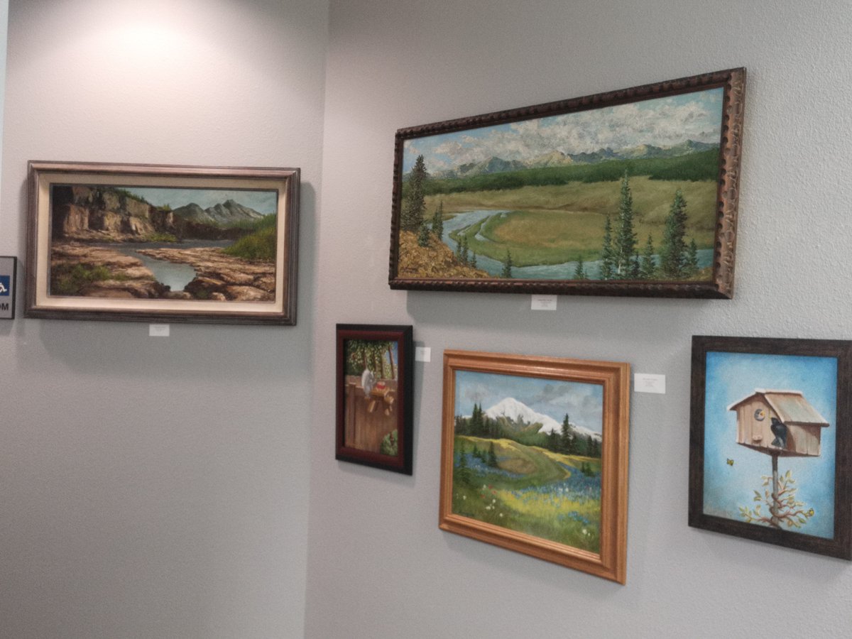 Congratulations to Janice Gruber and Alice Thuring for being chosen by Port Ludlow Art League Gallery as artists of the month. You don't have to be a Sound Community Bank client to come see these beautiful art pieces at our #PortLudlow branch! ptleader.com/stories/port-l…