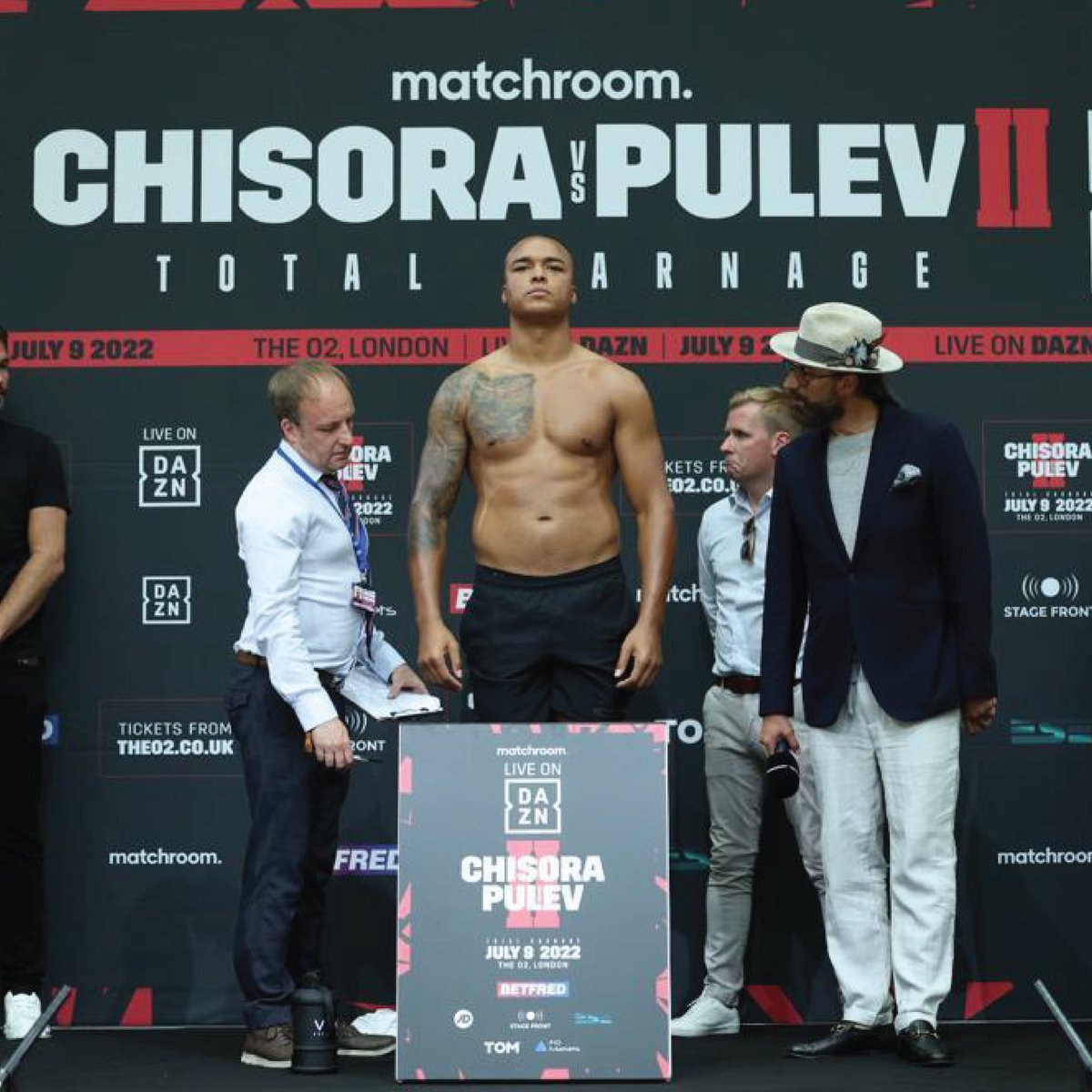 FabioWardley's tweet photo. Public workout ✅
Press conference ✅
Weigh-in ✅

Bring on tomorrow! Watch me fight live on @dazn 🥊

@matchroomboxing @daznboxing #ChisoraPulev2 https://t.co/ih4OomVnuJ