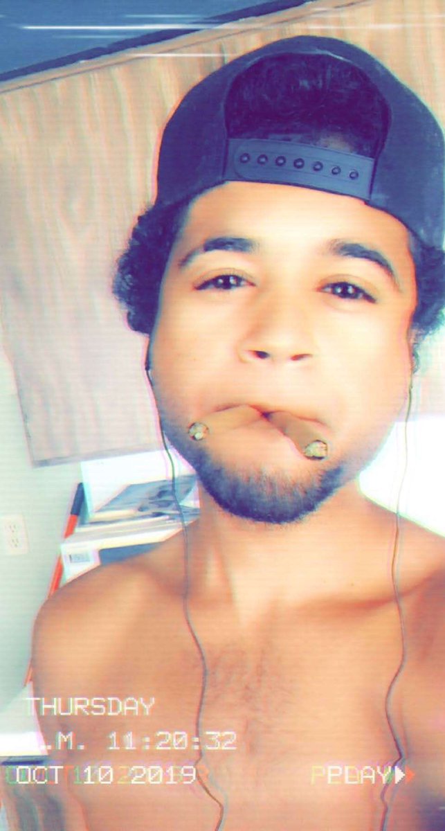 AntdogKmg's tweet image. #2blunts first thang 🥵 big vibes