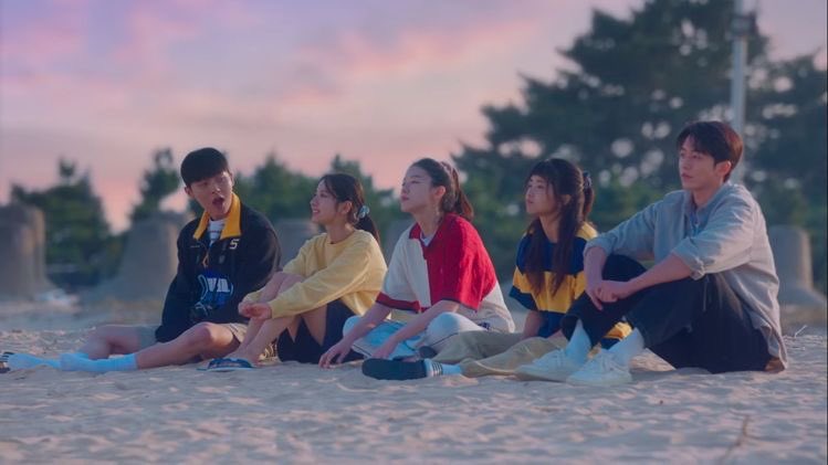 taericasso's tweet image. twenty five, twenty one (2022)