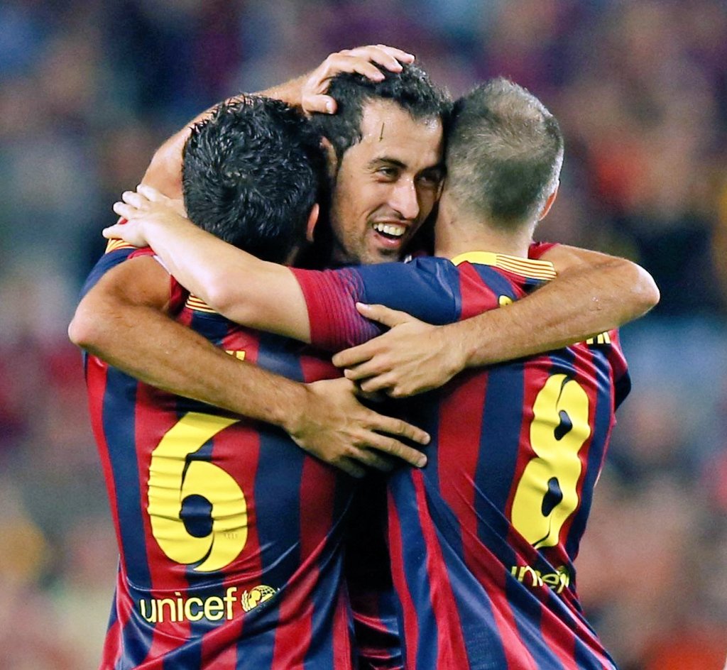 Footballtweet's tweet photo. Xavi - Iniesta - Busquets.

Is this the best midfield trio of all time? 🤔 https://t.co/pnZL1sUDvw